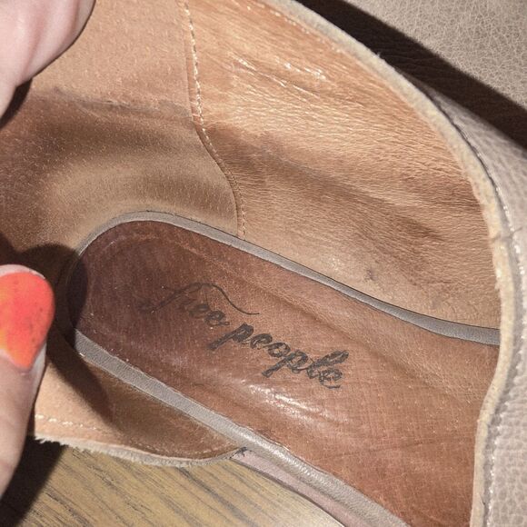 FREE PEOPLE ROYALE Sz 7.5 Brown Leather Bohemian Distressed Cut Out Ankle Boots - Picture 7 of 11